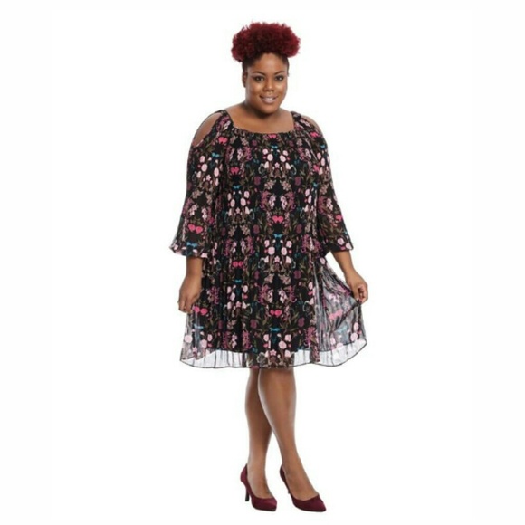 Floral swing Dress - Picture 8 of 8